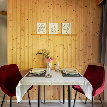 Apartment An Wanderwegen Gelegen Mit Terrasse Und Boxspringbett *